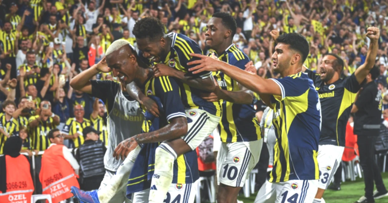 Fenerbahçe - Benfica Maçı Canlı Yayın! TRT 1 ile Şampiyonlar Ligi Heyecanı Burada!