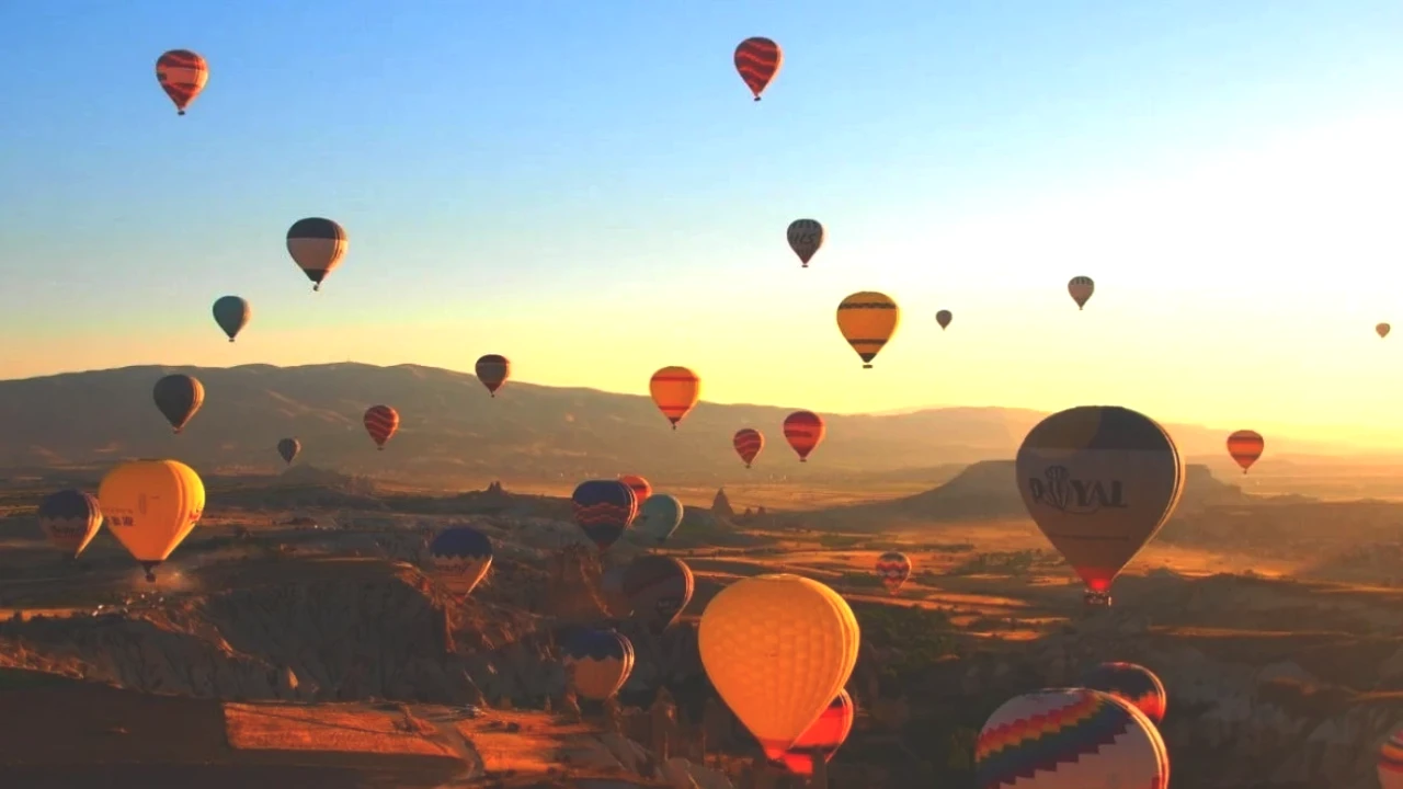 Türkiye’nin Sıcak Hava Balonlarına Yurt Dışından Yoğun İlgi! İşte 11 Ülkenin Talepleri